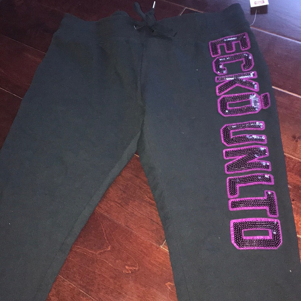 Eckō black sweat pants